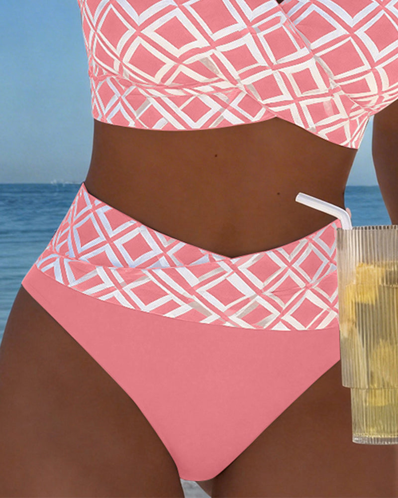 Adriana – Two-Piece Bikini with Geometric Print