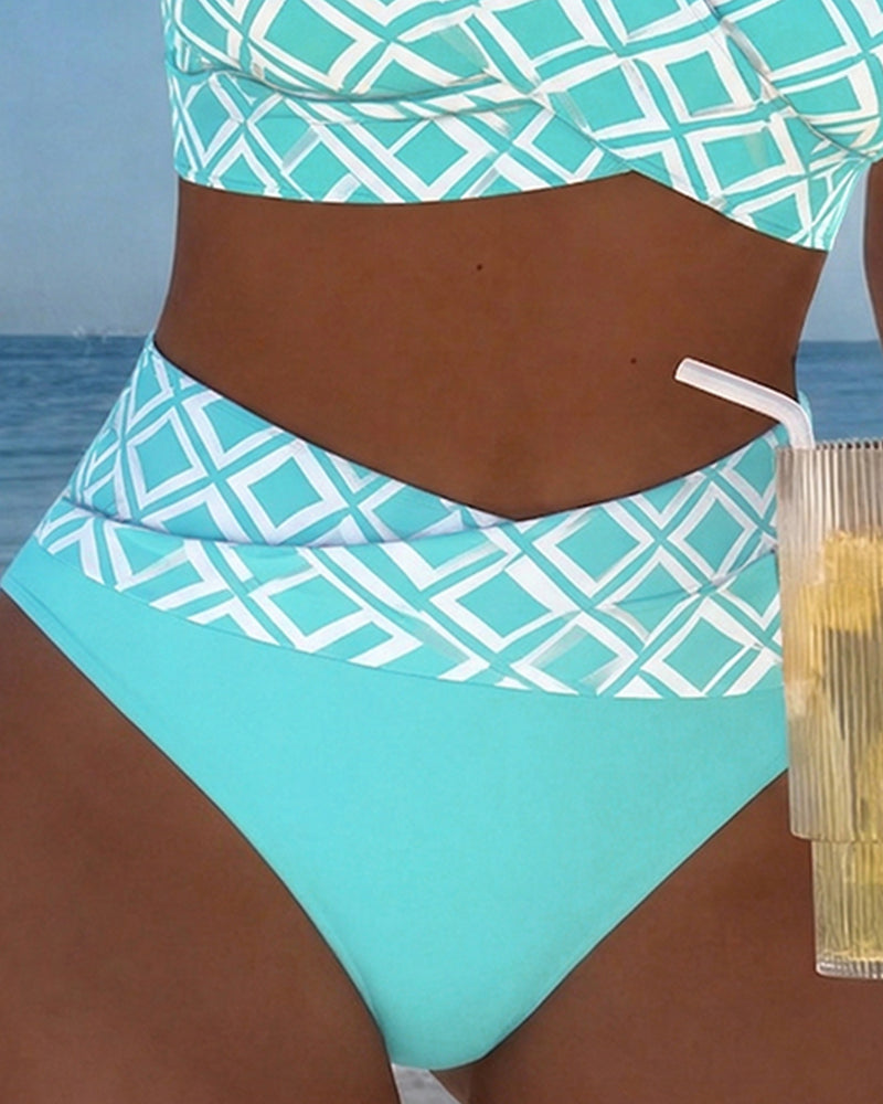 Adriana – Two-Piece Bikini with Geometric Print