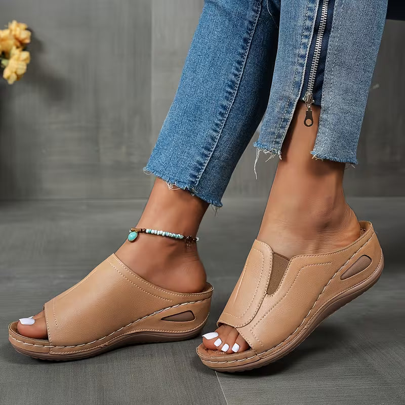 Naomi | Comfortable casual wedge sandals