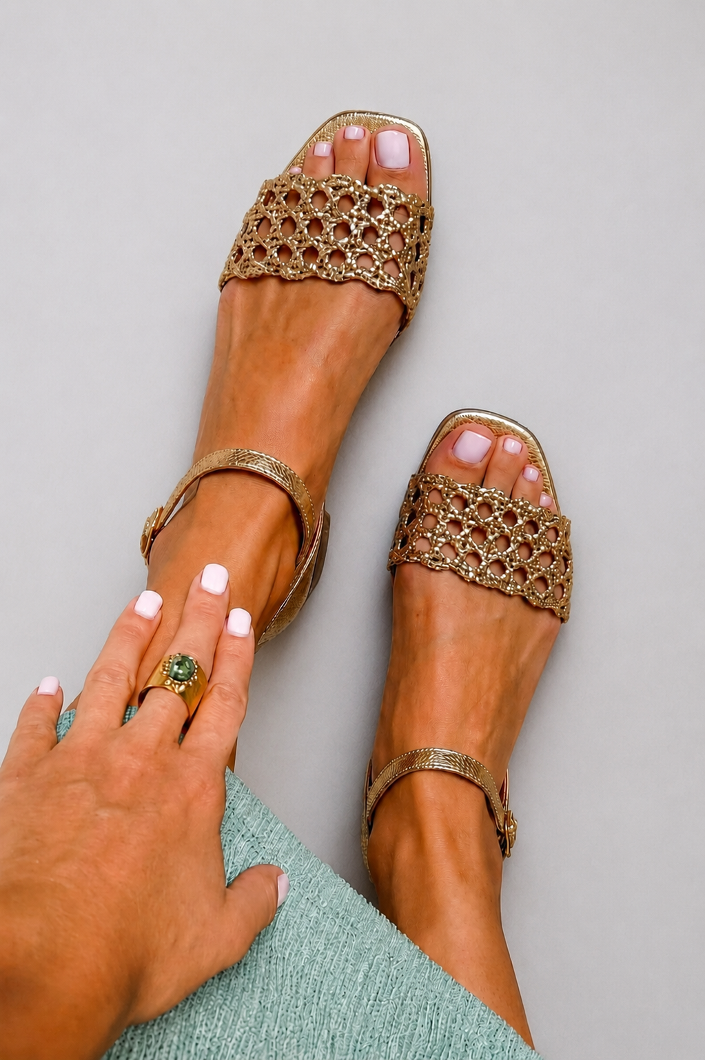 Ginevra | Perforated Golden Sandals