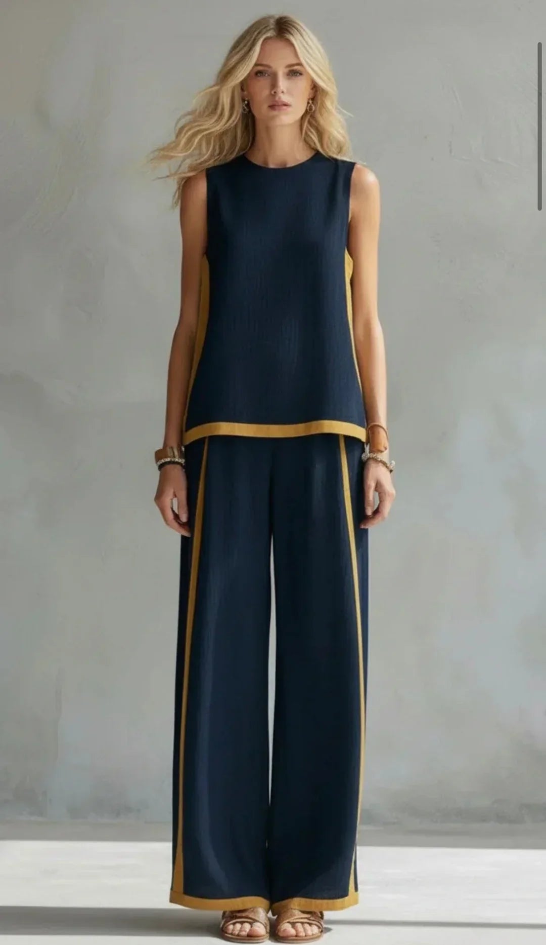 Ursula – Chic-casual gilet and trouser set with two-tone finishes