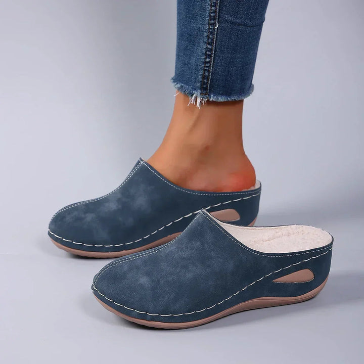 Marigold Orthopaedic Slippers - Blue detail