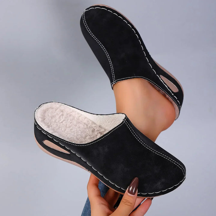 Marigold Orthopaedic Slippers - Black