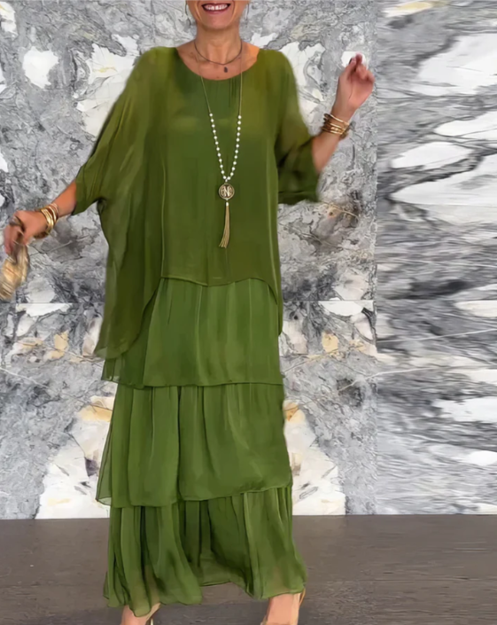 Lara – Elegant Long and Flowing Dress