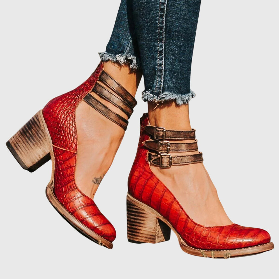 Antea | Vintage Refined Court Shoes
