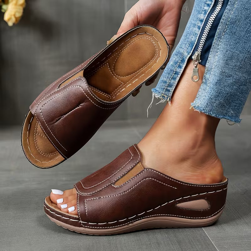Naomi | Comfortable casual wedge sandals