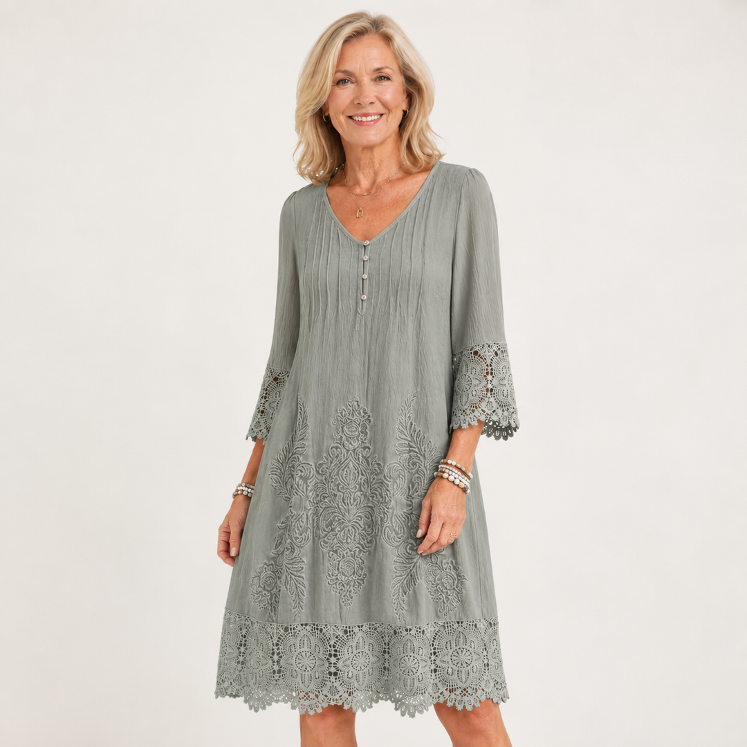 Genevieve | Vintage Lace Midi Dress