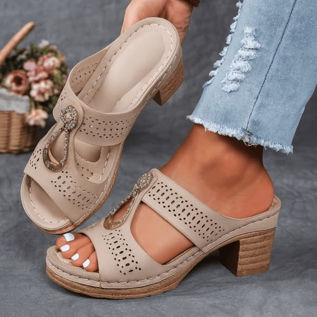 Faith | Chic and Comfortable Support Sandals